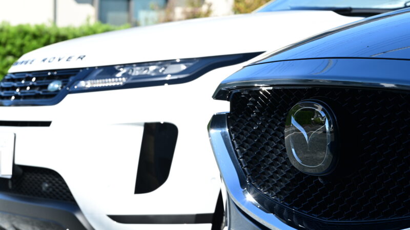 2021年式CX-5 XD 4WD・6MTと、2024年式レンジローバーイヴォークのディーゼル4WD